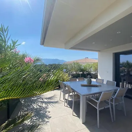 Domaine Arca 6 A 8 Personnes Porto-Vecchio (Corsica)